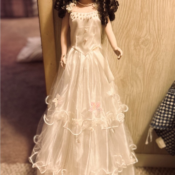 Porcelain Umbrella Doll - Picture 2 of 3